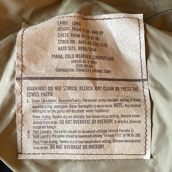 NWT - Camo Hunting Coat & Pants (L) - Picture 10 of 15